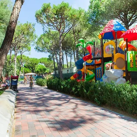 Kemp Camping Village Scarpiland